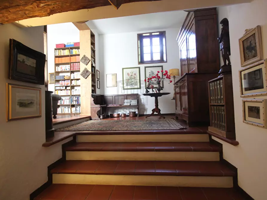 Immagine 27 di Rustico / casale in vendita  a Lucca