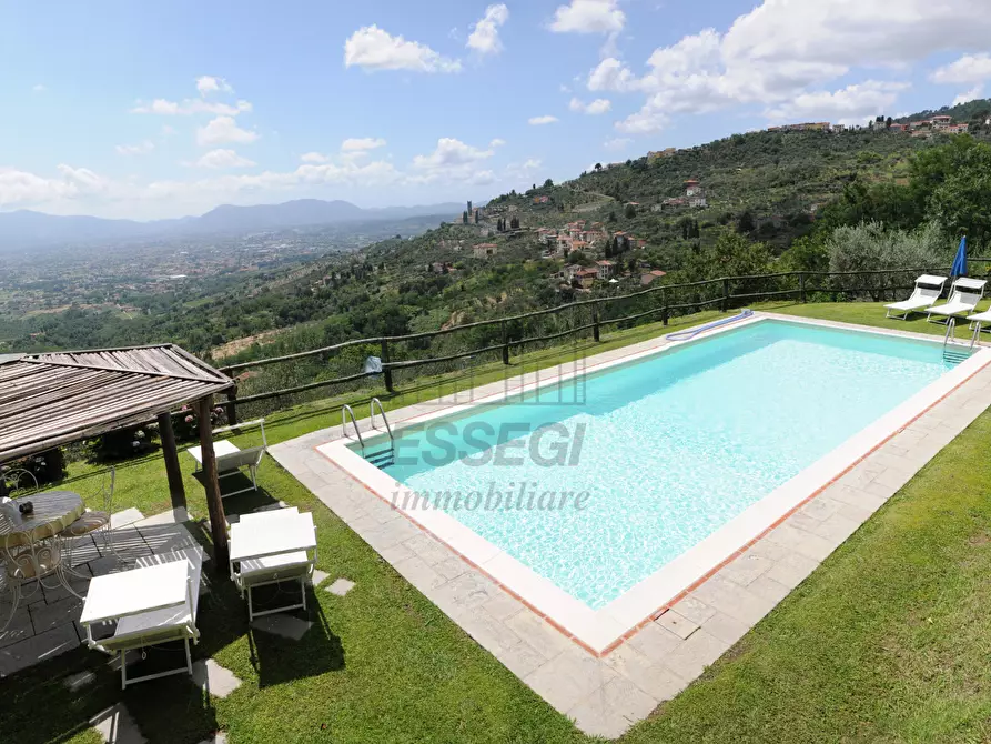 Immagine 3 di Rustico / casale in vendita  a Capannori