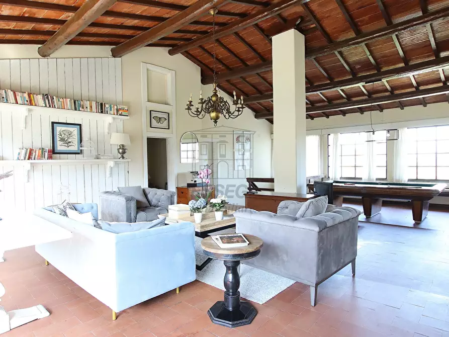 Immagine 12 di Villa in vendita  in vicopelago a Lucca