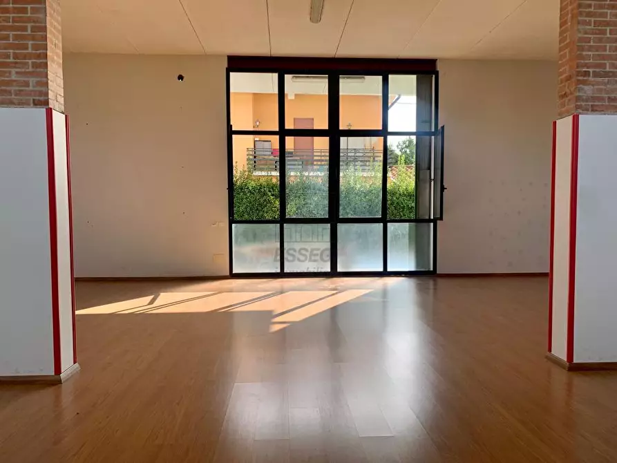 Immagine 1 di Loft/Open space in vendita  in Via San Cassiano a Vico a Lucca