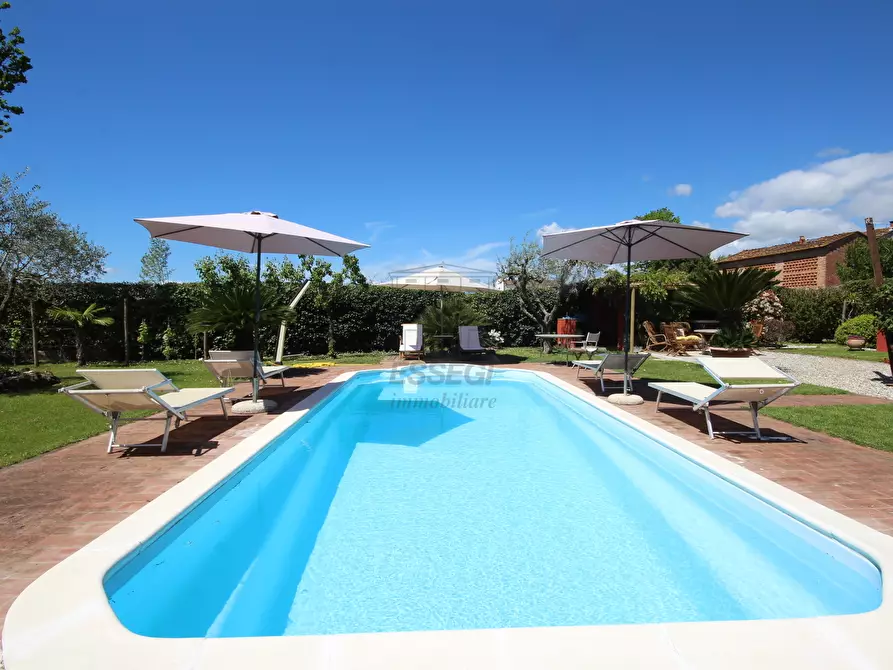 Immagine 5 di Rustico / casale in vendita  in Via dei Marzi 463 a Lucca