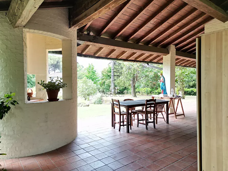 Immagine 6 di Villa in vendita  in Via della Chiesa di Gragnano a Capannori