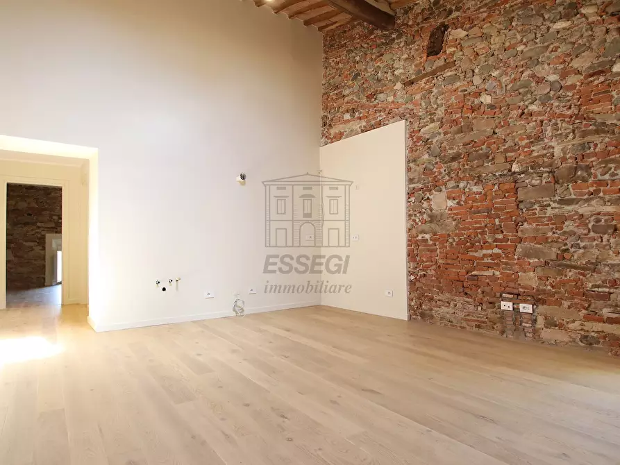 Immagine 8 di Appartamento in vendita  in Via delle Chiavi D'Oro 21 a Lucca