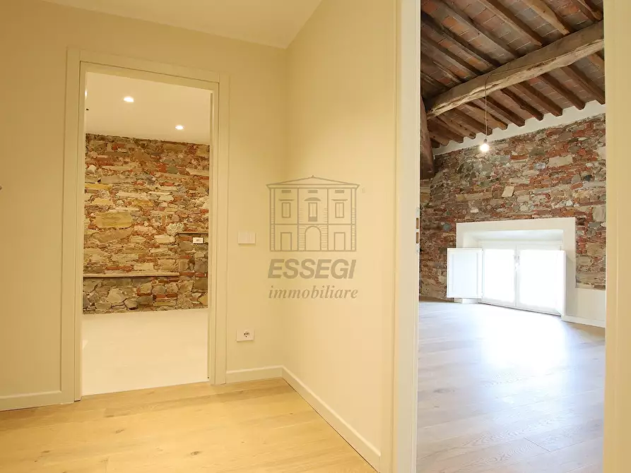 Immagine 20 di Appartamento in vendita  in Via delle Chiavi D'Oro 21 a Lucca