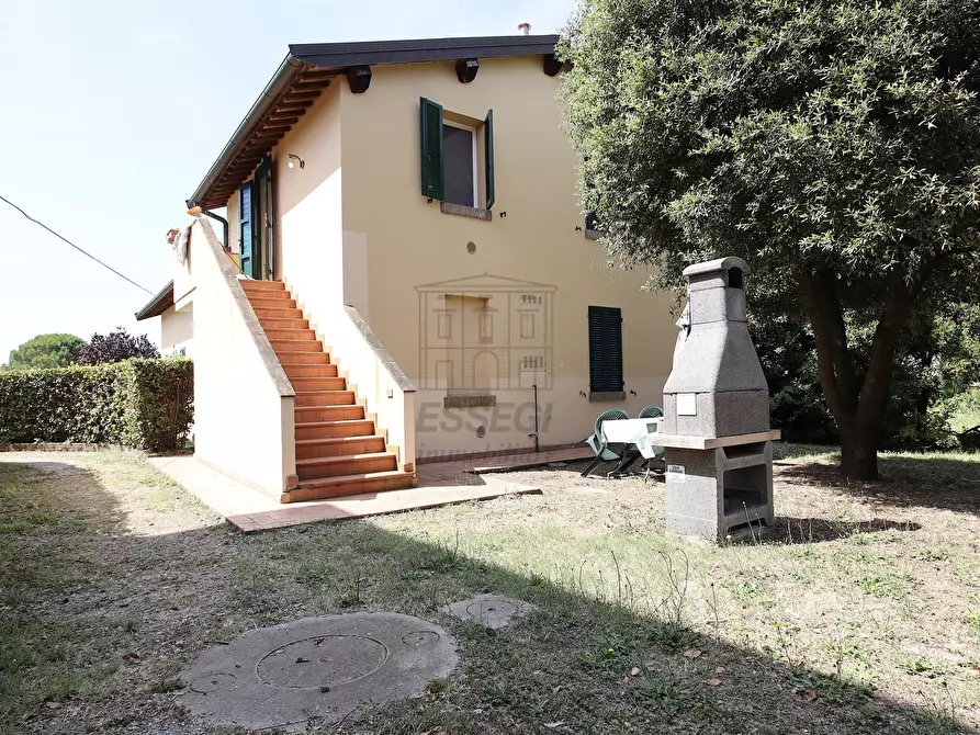 Immagine 32 di Rustico / casale in vendita  in Via Gorizia 39 a Cecina