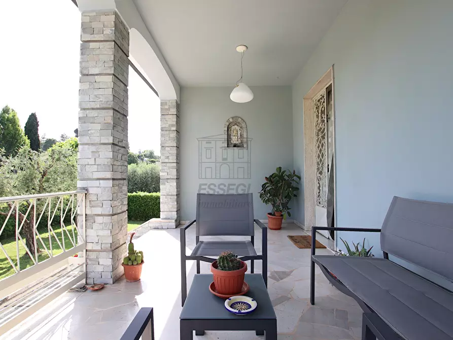 Immagine 4 di Villa in vendita  in Via del Brennero a Lucca