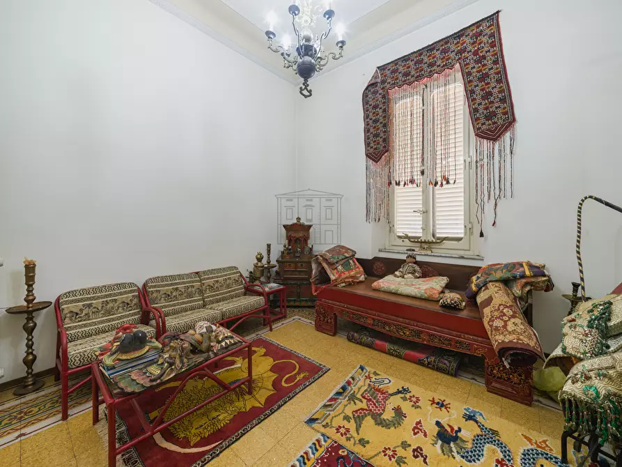 Immagine 48 di Villa in vendita  a Lucca