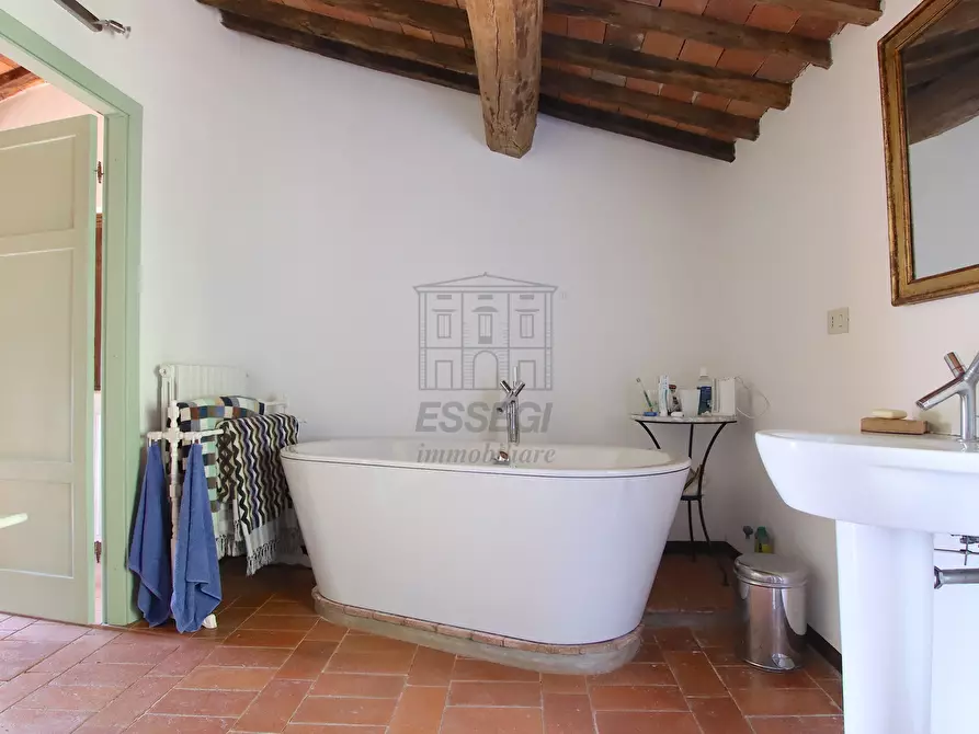 Immagine 32 di Rustico / casale in vendita  in S.v. di Partigliano 11/A a Lucca