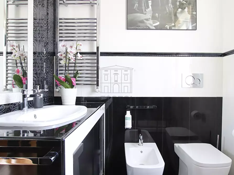 Immagine 21 di Villa in vendita  in Via Lombarda Lammari 293 a Capannori
