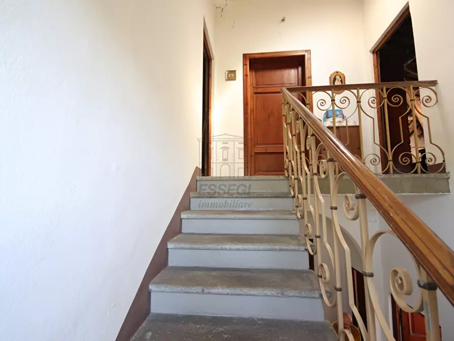 Immagine 22 di Villa in vendita  in Via Traversa di Parezzana 1 a Capannori