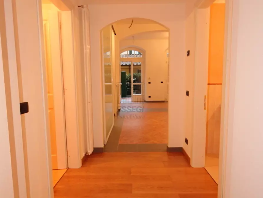 Immagine 8 di Appartamento in vendita  in Via Arcivescovato a Lucca