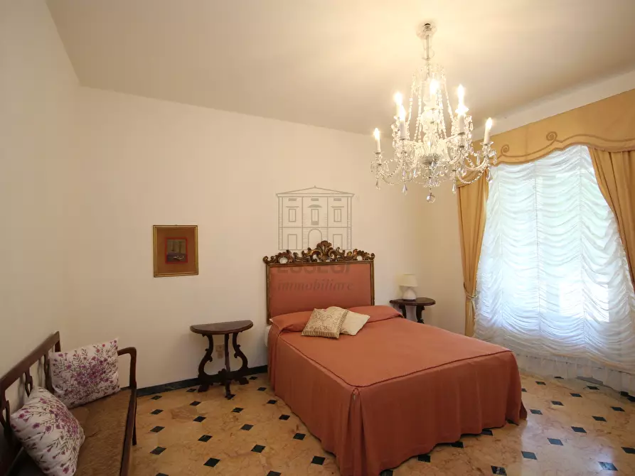 Immagine 18 di Villa in vendita  in via pradalino a Camaiore