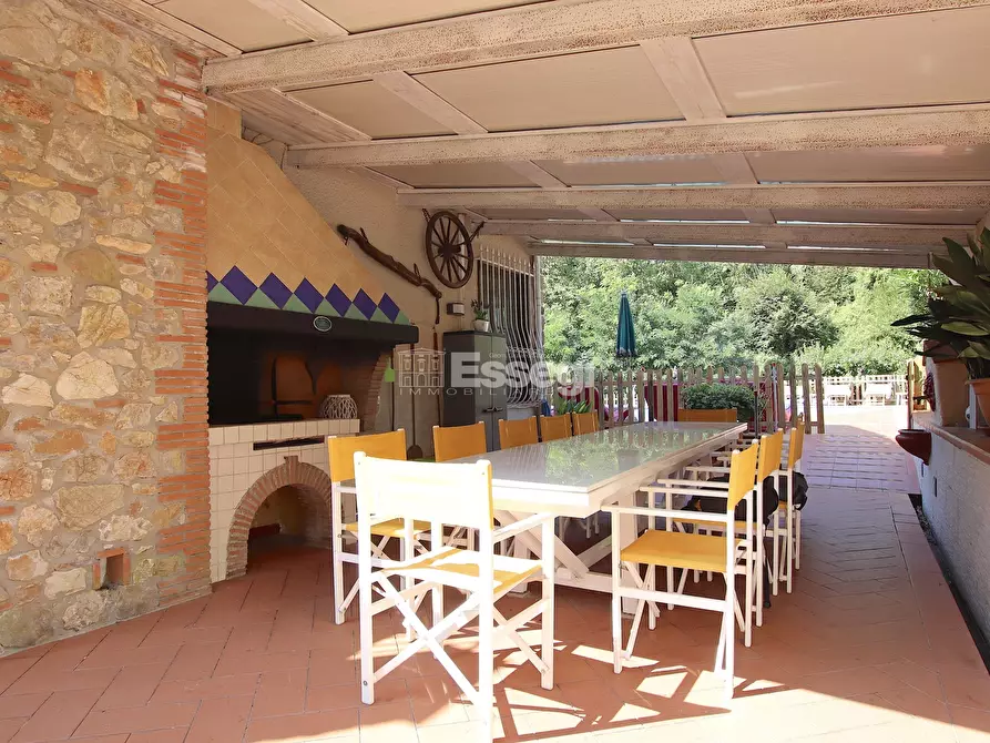 Immagine 45 di Rustico / casale in vendita  in SP1 a Pescaglia