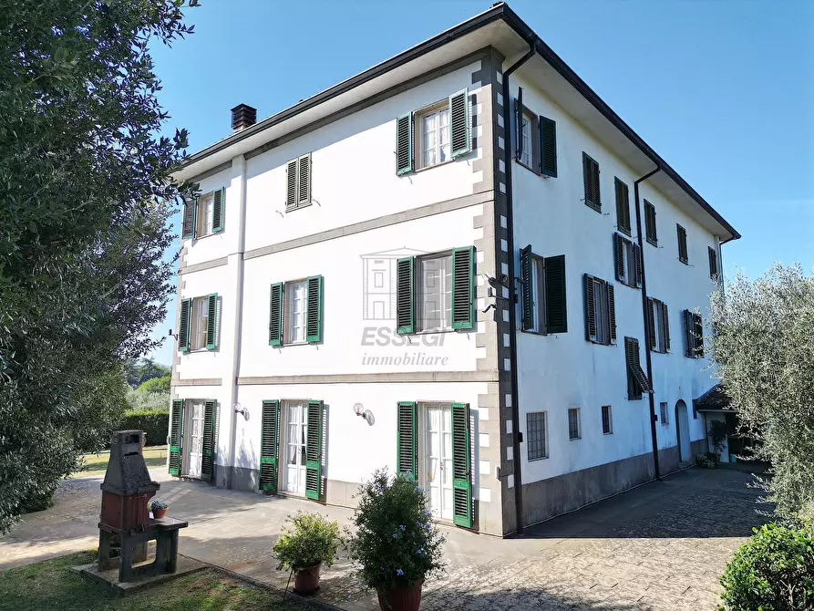 Immagine 6 di Villa in vendita  in Via dei Pieroni a Capannori