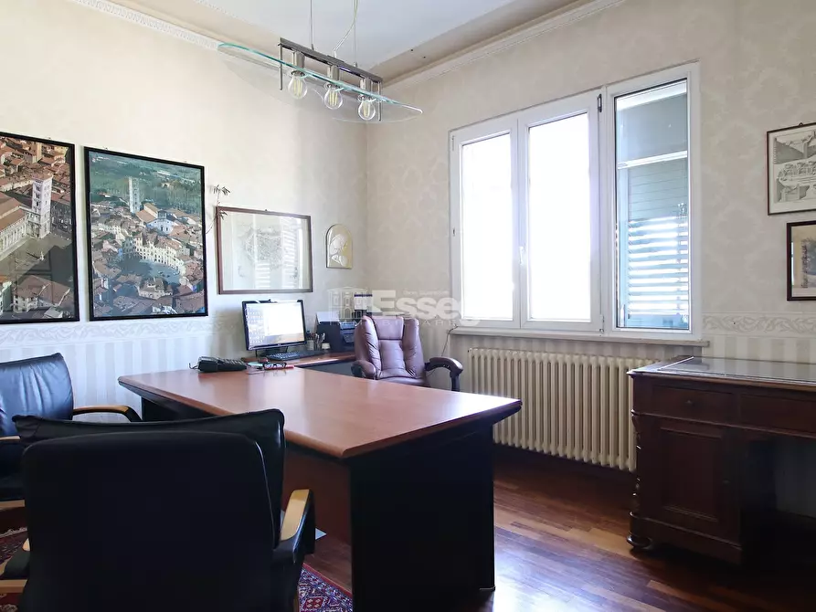 Immagine 18 di Villa in vendita  in Via del Parco 49 a Capannori