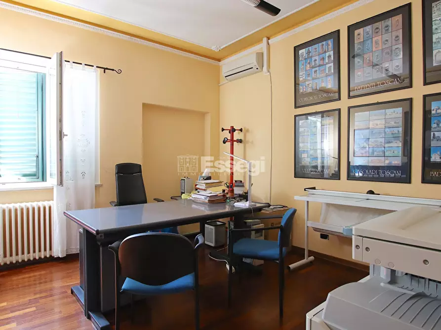 Immagine 22 di Villa in vendita  in Via del Parco 49 a Capannori