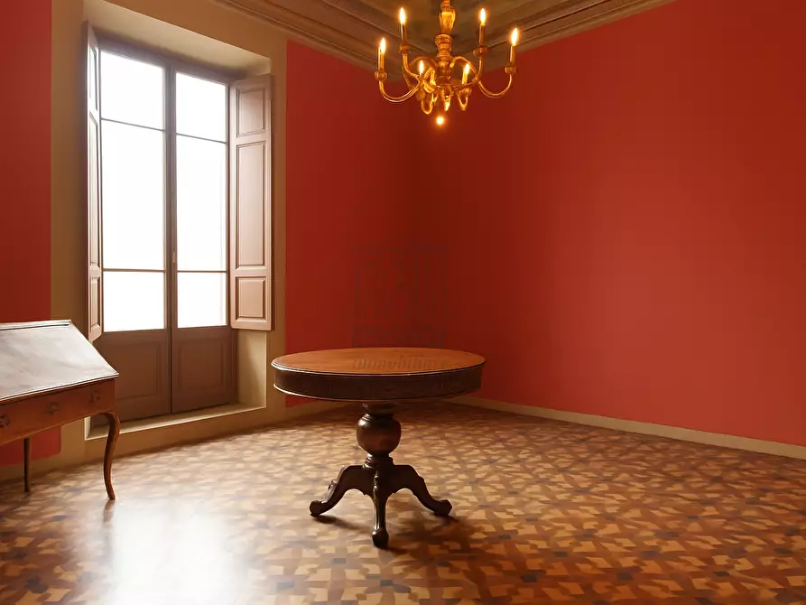 Immagine 5 di Appartamento in vendita  in Piazzale Boccherini 31 a Lucca