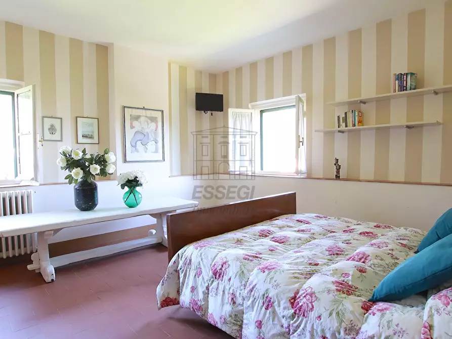 Immagine 28 di Villa in vendita  in vicopelago a Lucca