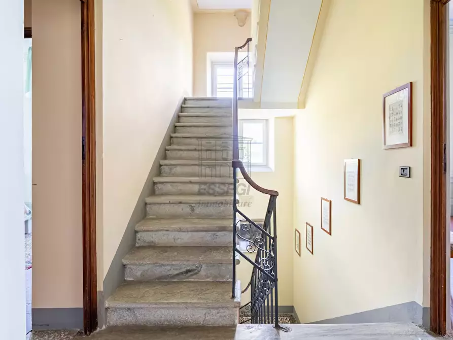 Immagine 8 di Villa in vendita  in Via delle Piagge 1535 a Lucca