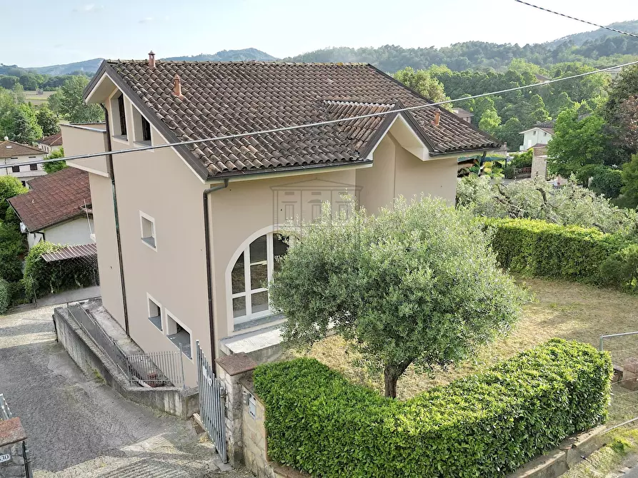 Immagine 5 di Casa indipendente in vendita  in Traversa I Via Vecchia della Chiesa 26 a Lucca