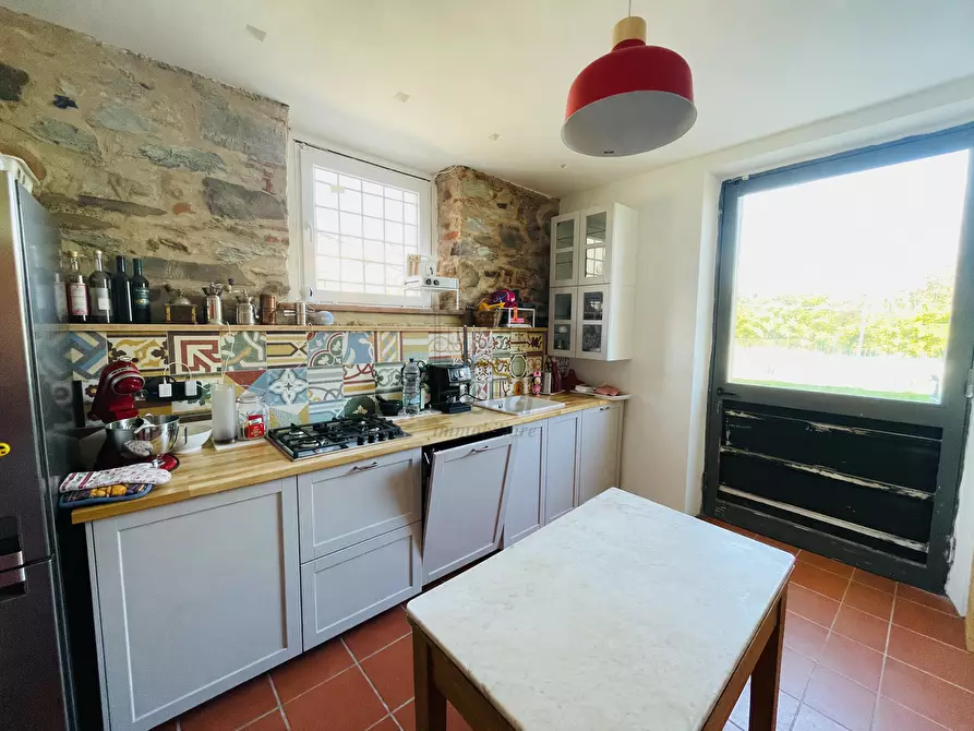 Immagine 25 di Villa in vendita  a Capannori