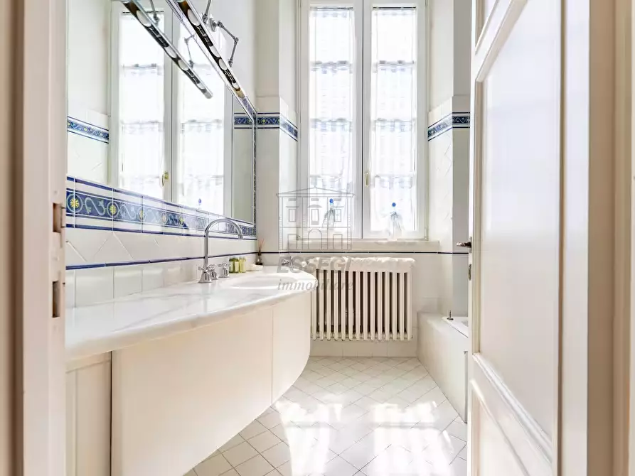 Immagine 30 di Villa in vendita  in Via delle Piagge 1535 a Lucca