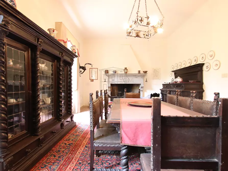 Immagine 26 di Villa in vendita  in via di montecatino a Lucca