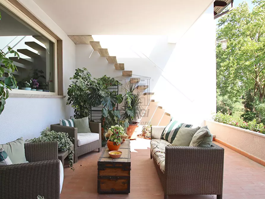 Immagine 7 di Villa in vendita  in Via dei Poveri Vecchi 749 a Lucca