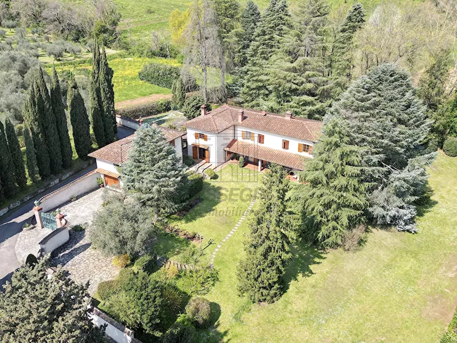 Immagine 5 di Rustico / casale in vendita  in Via di Villa Gaia 508 a Lucca