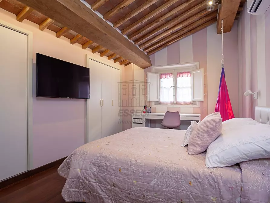 Immagine 17 di Villa in vendita  in Via di Villa Paola 335/F a Lucca