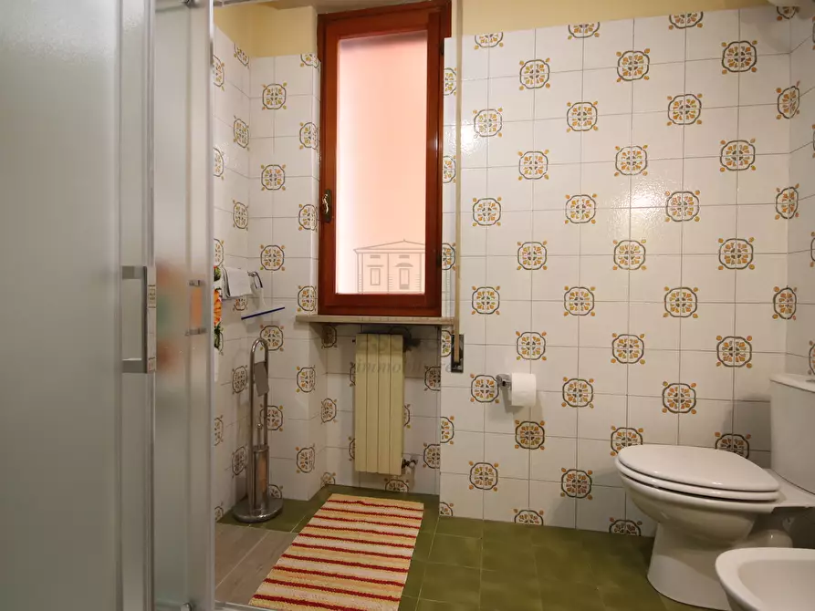 Immagine 15 di Appartamento in vendita  in Via Berti 57 a Capannori