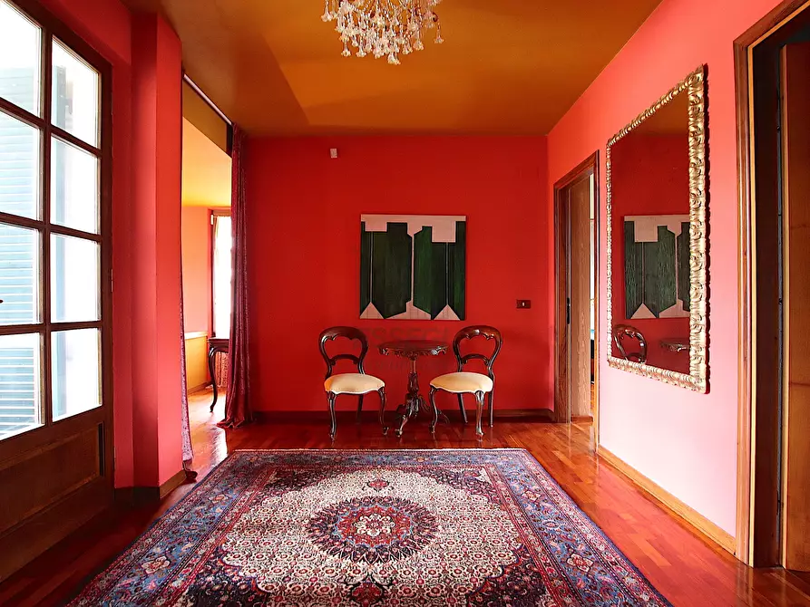 Immagine 18 di Villa in vendita  in Viale Cesare Biondi 68 a Barga