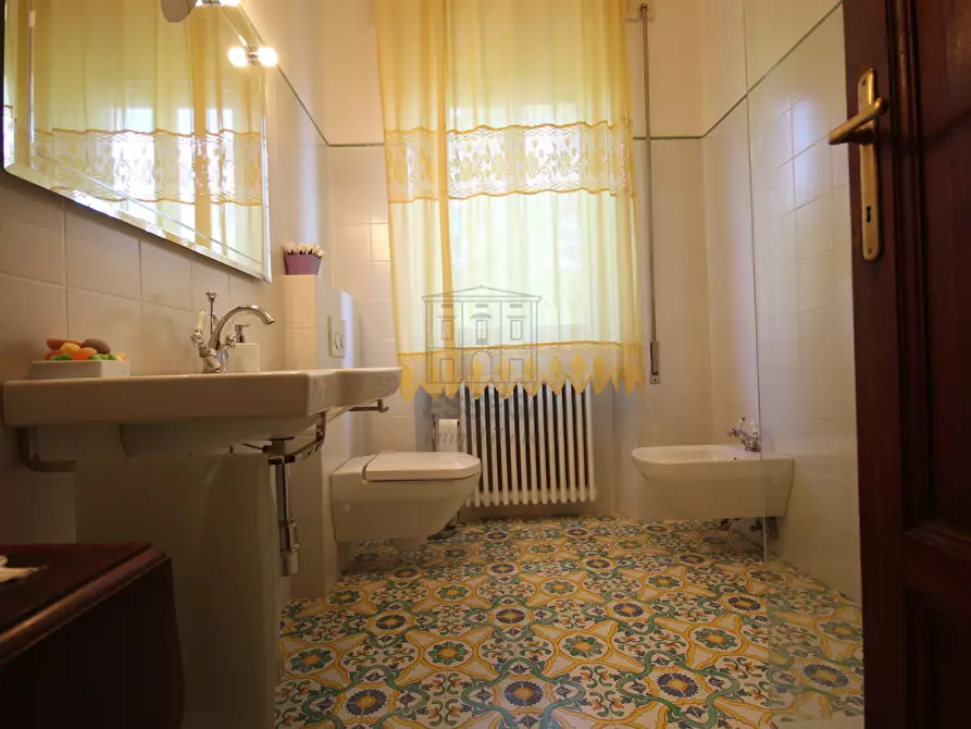 Immagine 23 di Villa in vendita  in Via Sarzanese 1028 a Lucca