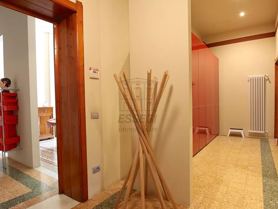 Immagine 20 di Appartamento in vendita  in Viale Pacini 115 a Lucca