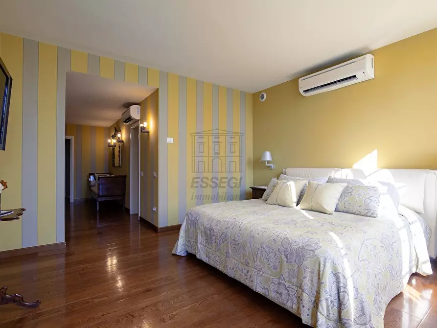 Immagine 23 di Villa in vendita  in Via di Villa Paola 335/F a Lucca