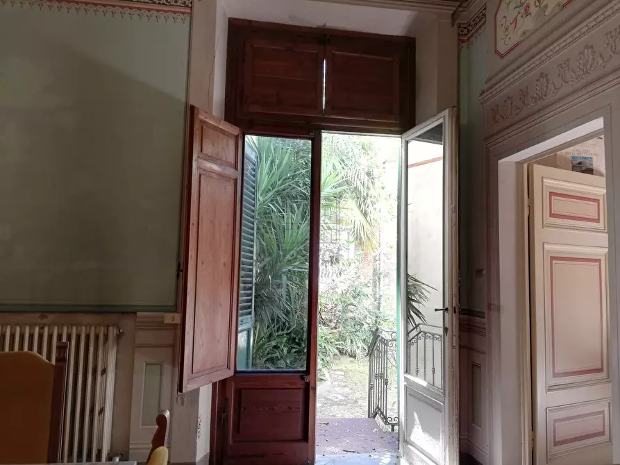 Immagine 9 di Appartamento in vendita  in via busdraghi a Lucca