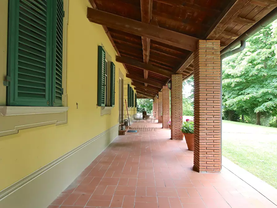 Immagine 17 di Villa in vendita  in Via di Tiglio 33 a Capannori