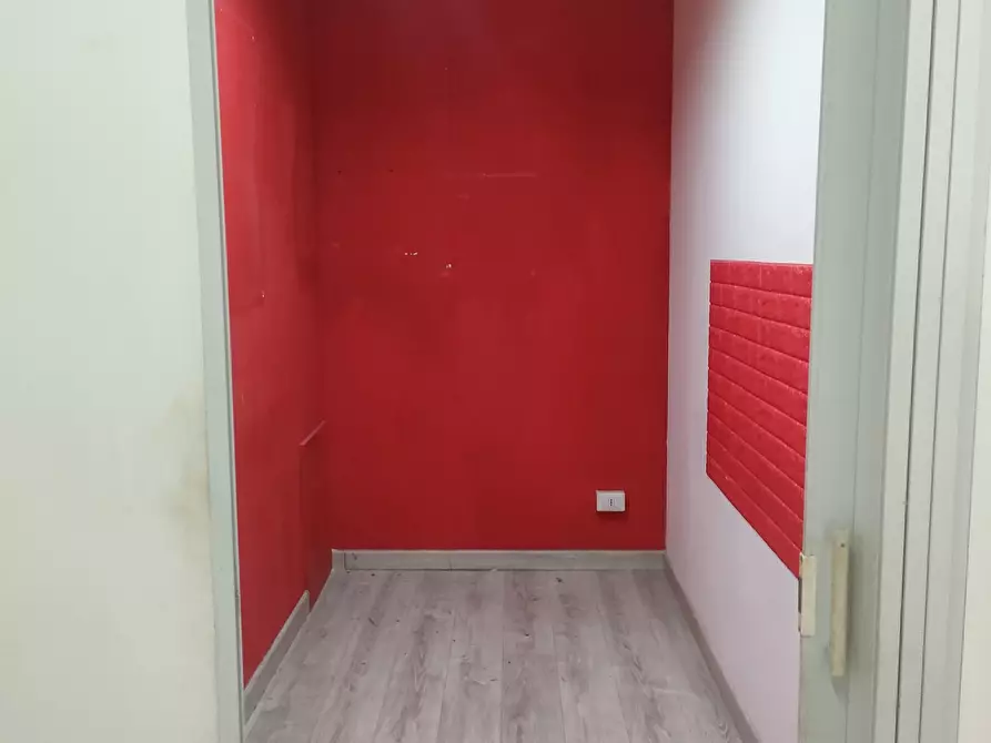 Immagine 3 di Capannone industriale in affitto  a Reggio Di Calabria