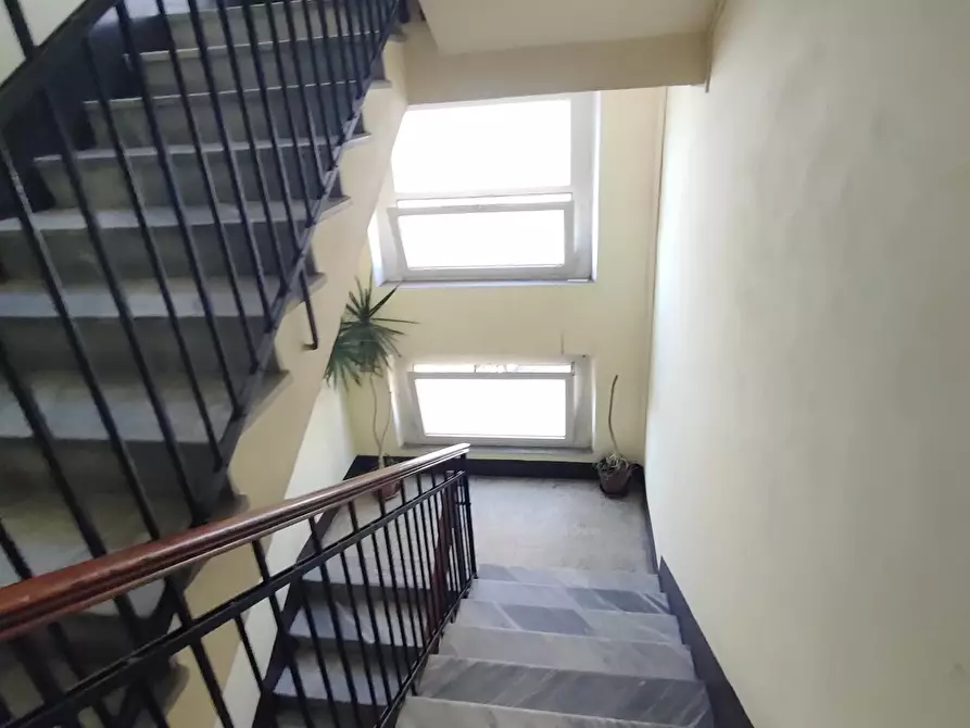 Immagine 5 di Pentalocale in vendita  a Reggio Di Calabria