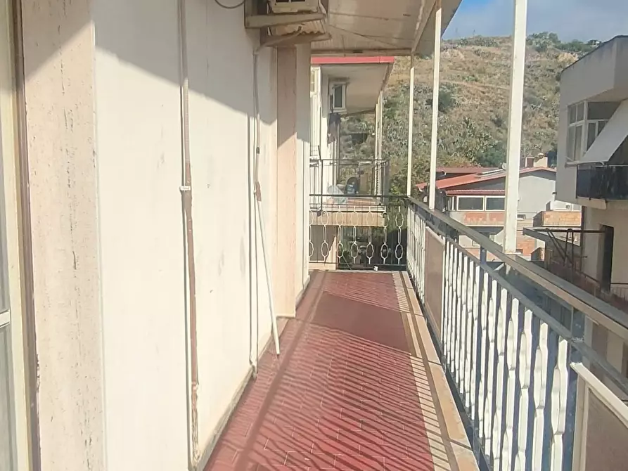 Immagine 17 di Quadrilocale in vendita  in Diramazione Mascianà 2 a Reggio Di Calabria