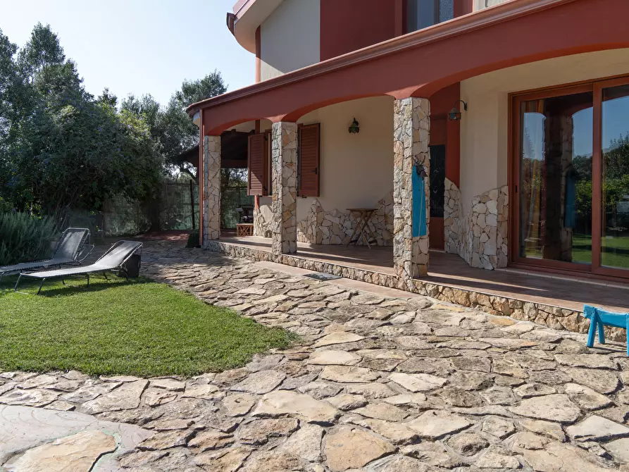 Immagine 8 di Villa in vendita  a San Sperate