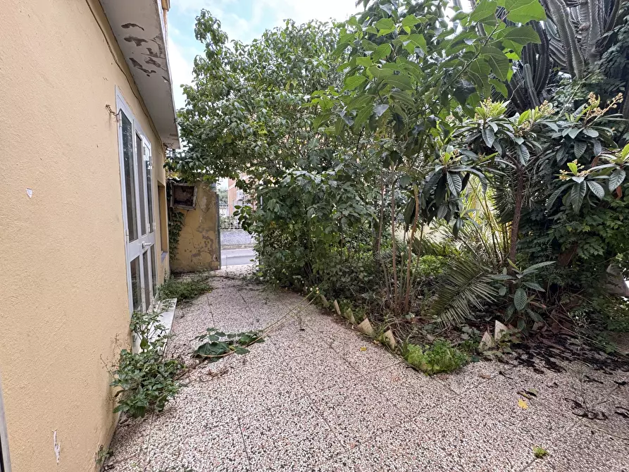 Immagine 3 di Casa indipendente in vendita  a Decimoputzu