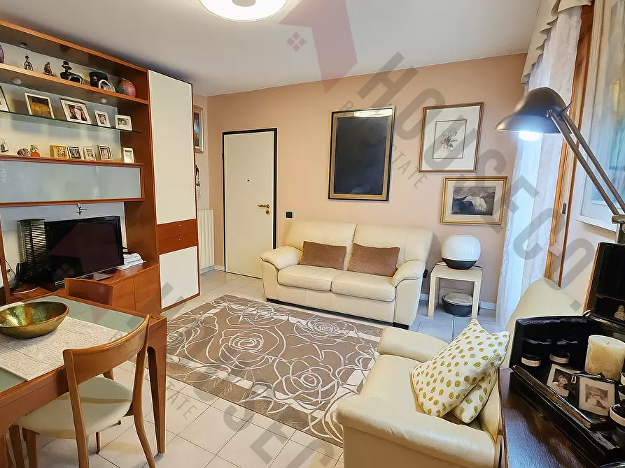 Immagine 5 di Appartamento in vendita  in via Solferino a Quartu Sant'elena