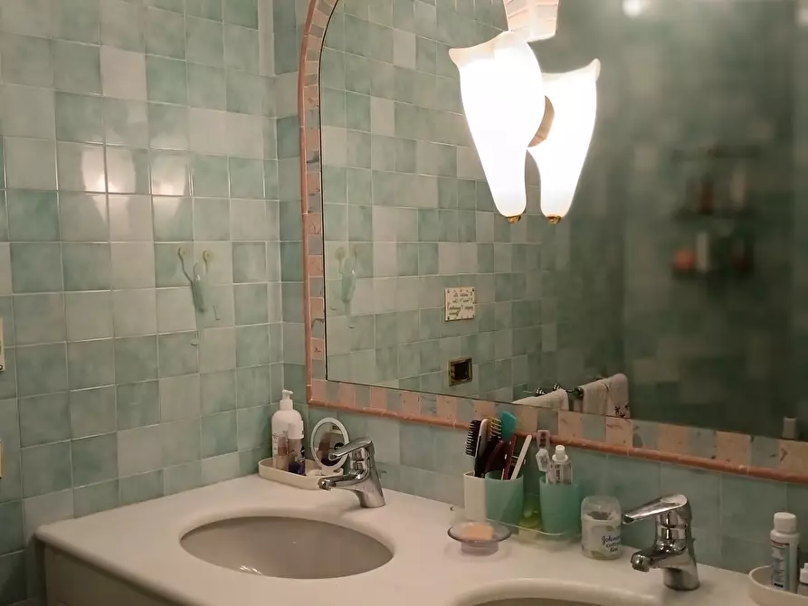 Immagine 20 di Trilocale in vendita  a Ameglia