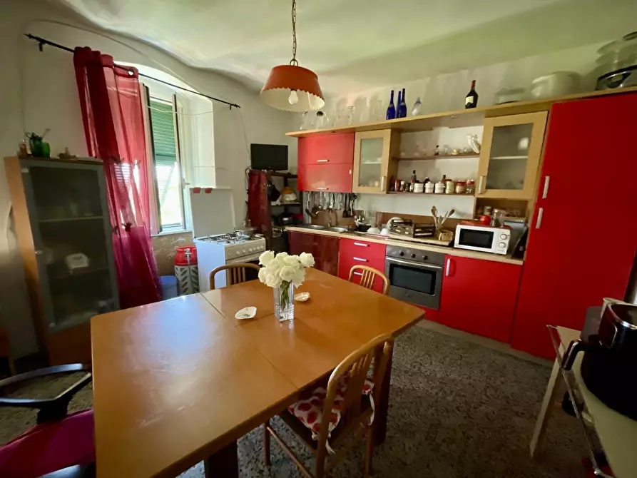 Immagine 4 di Casa bifamiliare in vendita  a Ameglia