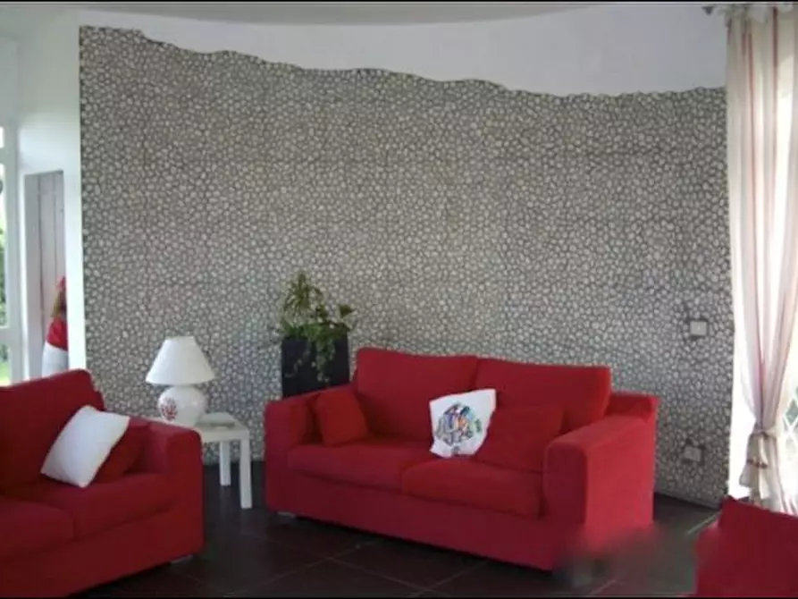 Immagine 9 di Casa semindipendente in vendita  a Ameglia