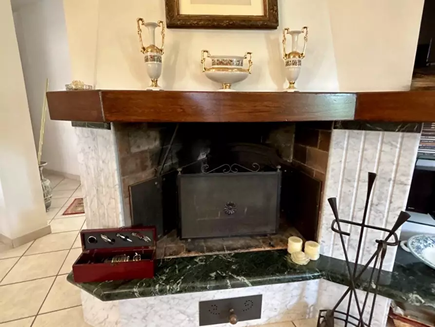 Immagine 14 di Casa semindipendente in vendita  a Carrara