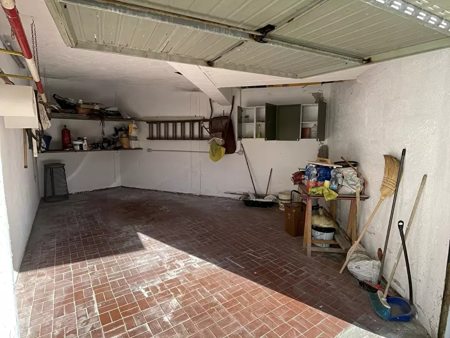 Immagine 25 di Trilocale in vendita  in Strada Punta Bianca 2 a Ameglia