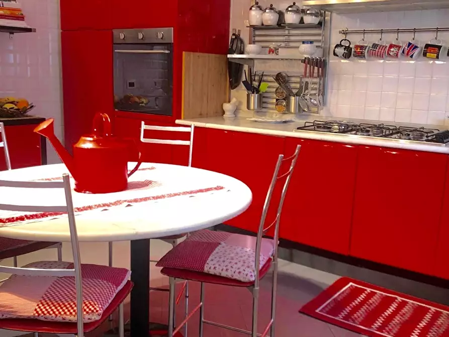 Immagine 9 di Casa semindipendente in vendita  a Castelnuovo Magra