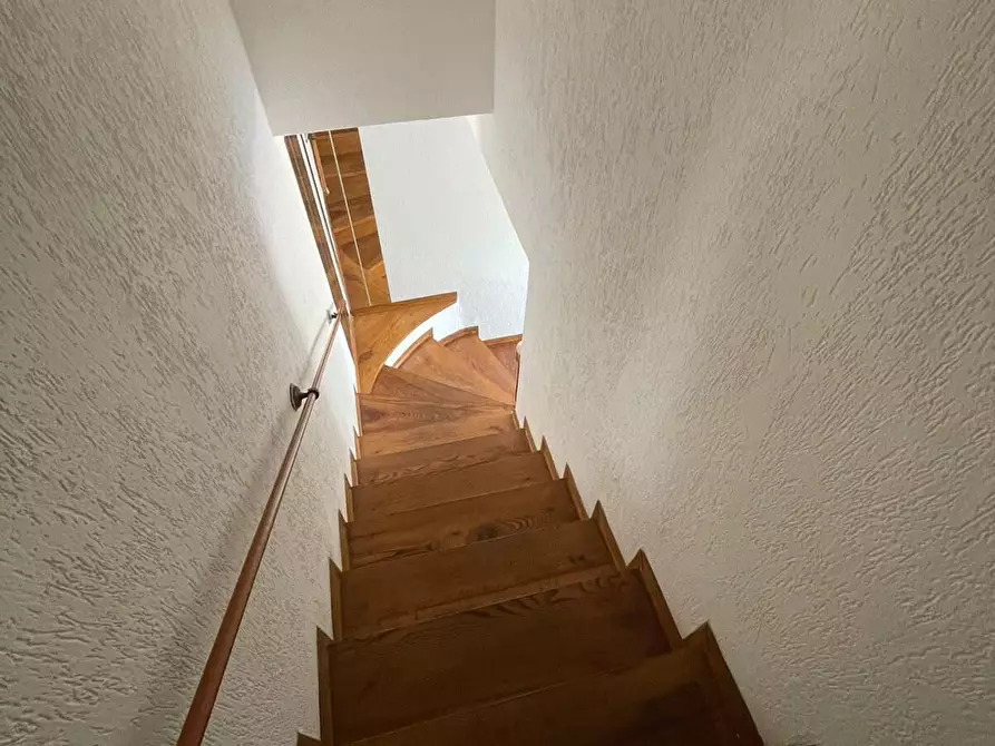 Immagine 9 di Porzione di casa in vendita  a Ameglia